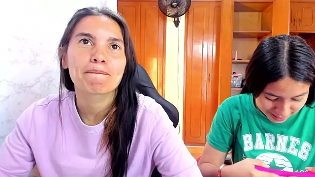 Snapshot of Emily_and_Soffy chatting on 27, 2, 2026 Emily and Soffy online show from 27, 2, 2026