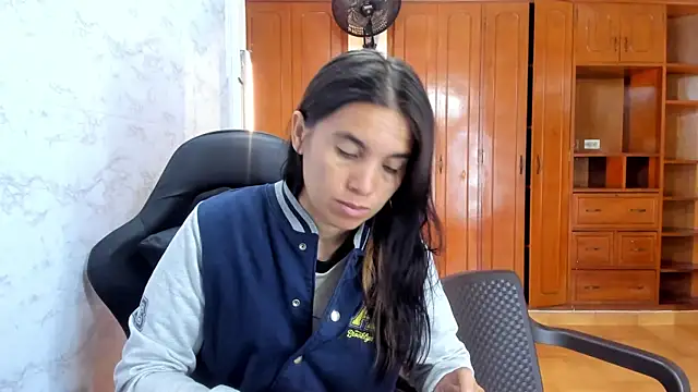 Emily and Soffy online show from 12, 3, 2026