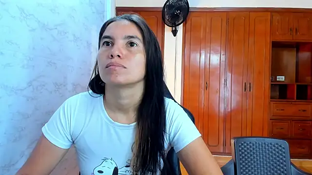 Emily and Soffy online show from 23, 3, 2026