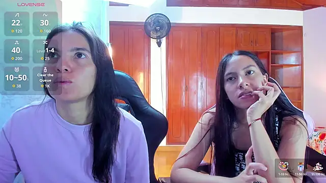 Snapshot of Emily_and_Soffy chatting on 6, 2, 2026 Emily and Soffy online show from 6, 2, 2026