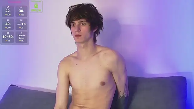 Snapshot of HoogWilder chatting on 9, 2, 2026 HoogWilder online show from 9, 2, 2026