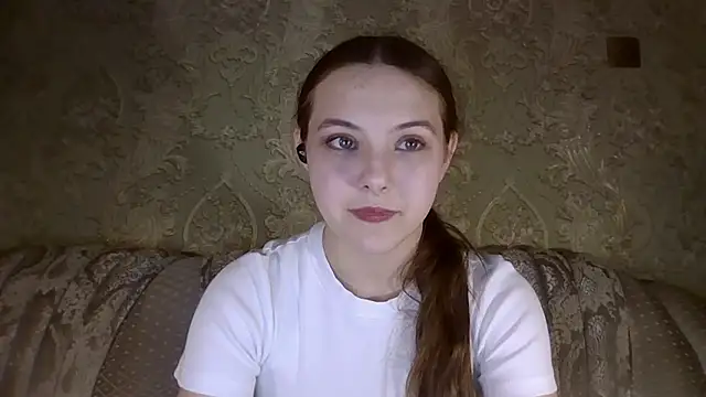 Snapshot of YuniNeko chatting on 14, 2, 2026 YuniNeko online show from 14, 2, 2026