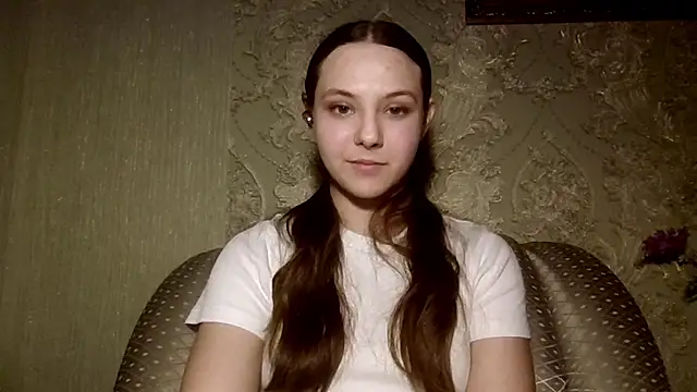 YuniNeko online show from 11, 4, 2026