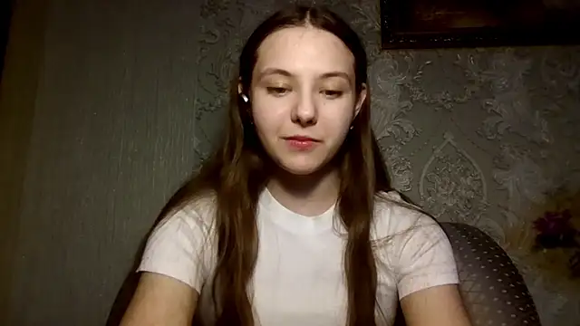 YuniNeko online show from 2, 4, 2026