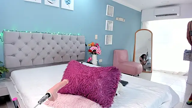 Valentina Rujano online show from 10, 4, 2026