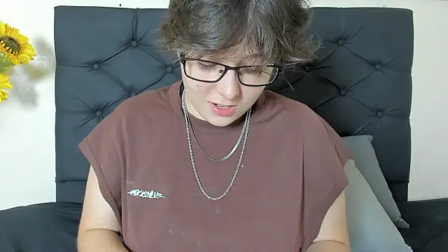  Daarcy  online show from 17, 3, 2026