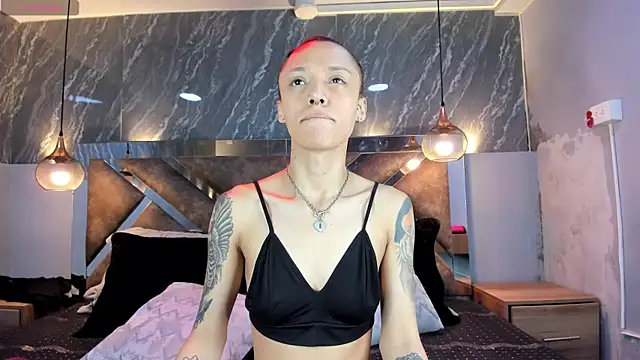 Snapshot of CharlotteKravizz chatting on 2, 3, 2026 CharlotteKravizz online show from 2, 3, 2026