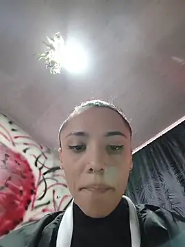 Snapshot of CharlotteKravizz chatting on 26, 2, 2026 CharlotteKravizz online show from 26, 2, 2026