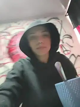 Snapshot of CharlotteKravizz chatting on 25, 2, 2026 CharlotteKravizz online show from 25, 2, 2026