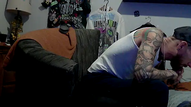 Snapshot of F_D_R_ chatting on 4, 2, 2026 F D R online show from 4, 2, 2026