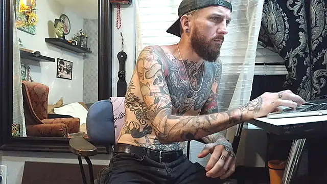 Snapshot of F_D_R_ chatting on 27, 6, 2026 F D R online show from 27, 6, 2026