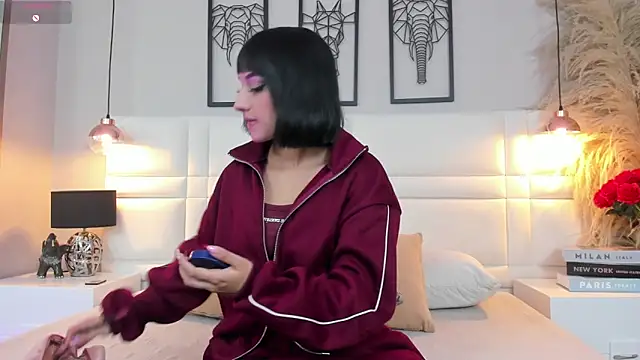 RaquelHyde  online show from 5, 4, 2026