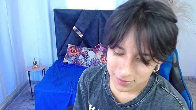 nikoo 18 online show from 9, 4, 2026