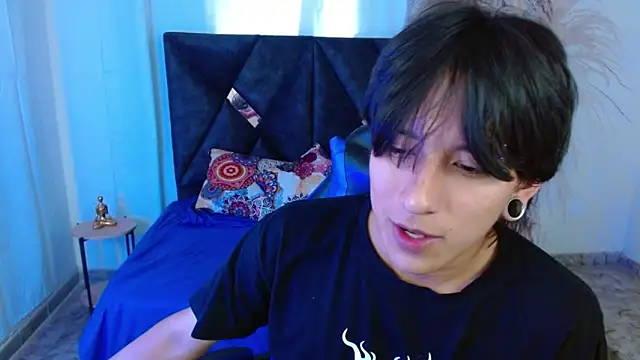 nikoo 18 online show from 11, 4, 2026