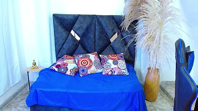 nikoo 18 online show from 12, 3, 2026