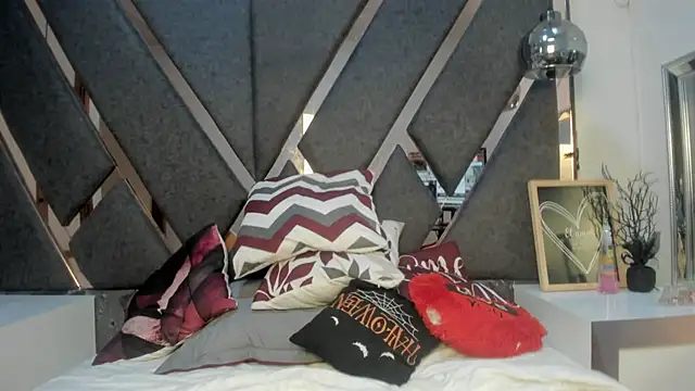 Maggyx online show from 12, 4, 2026