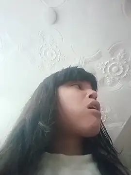 Maggyx online show from 7, 4, 2026