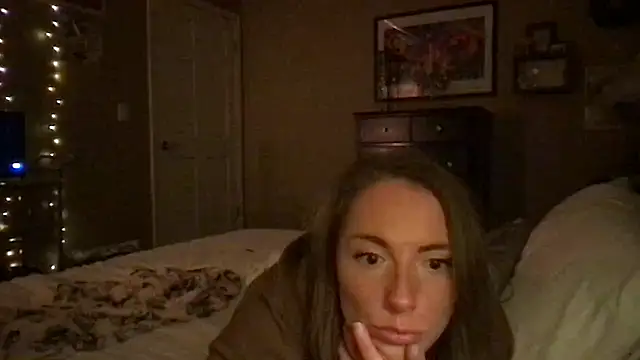 Snapshot of mooviebaby chatting on 6, 2, 2026 mooviebaby online show from 6, 2, 2026