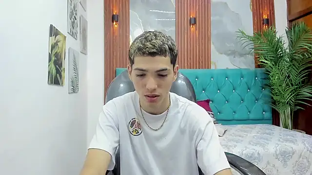 Asher costa online show from 29, 3, 2026