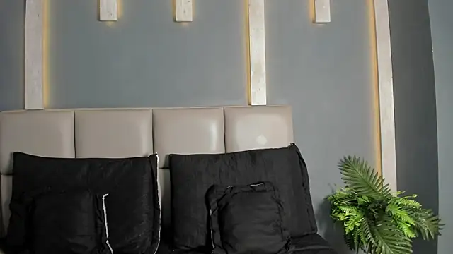 Snapshot of TSExoticFuck chatting on 3, 3, 2026 TSExoticFuck online show from 3, 3, 2026