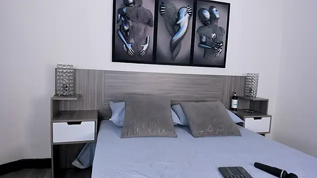 Dulce M  online show from 9, 4, 2026