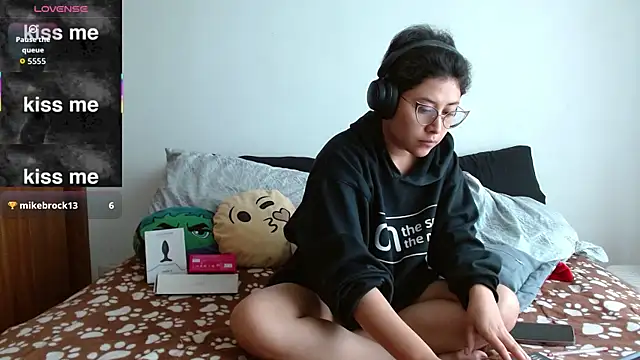 Snapshot of Juliexxxxtasy chatting on 17, 2, 2026 Juliexxxxtasy online show from 17, 2, 2026