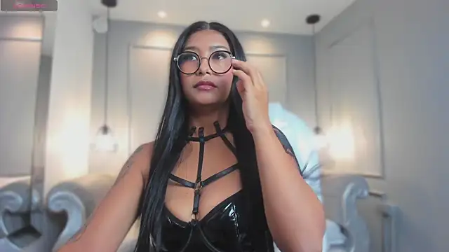 Snapshot of MiaSmit_ chatting on 10, 2, 2026 MiaSmit online show from 10, 2, 2026