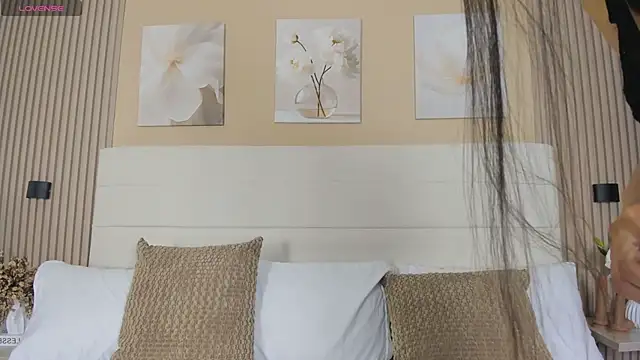 LisaLain online show from 1, 6, 2026