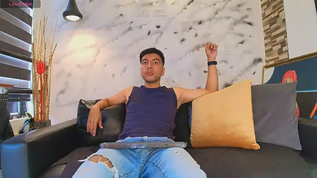 Max Hornye online show from 13, 4, 2026