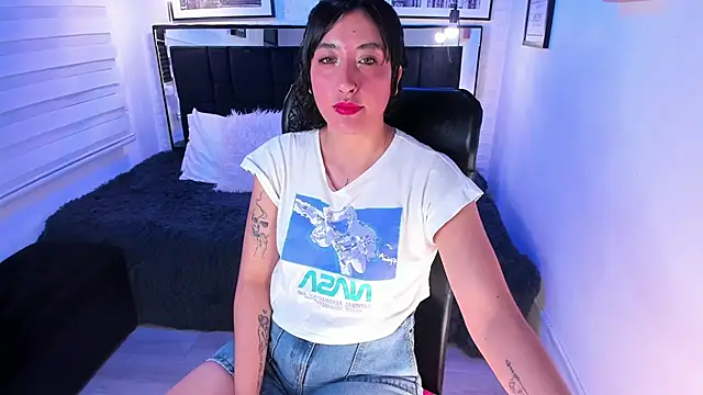 ladyraing online show from 13, 2, 2026