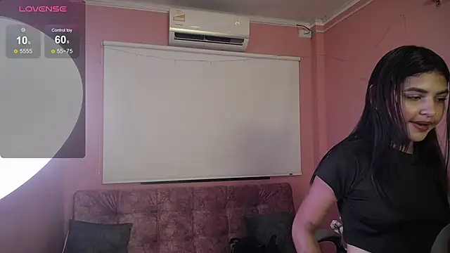 Snapshot of NatashaHot158 chatting on 25, 2, 2026 NatashaHot158 online show from 25, 2, 2026