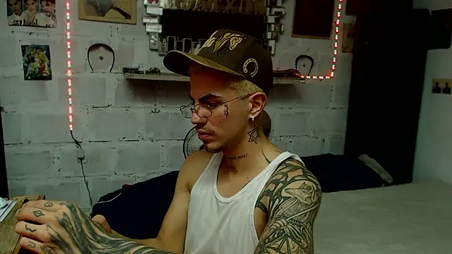 Snapshot of paul-mendezx chatting on 18, 2, 2026 paul-mendezx online show from 18, 2, 2026