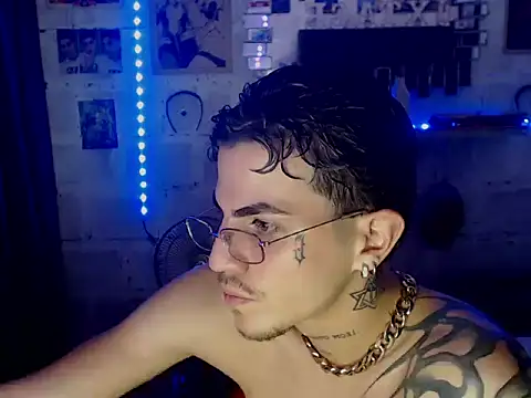 Snapshot of paul-mendezx chatting on 6, 2, 2026 paul-mendezx online show from 6, 2, 2026