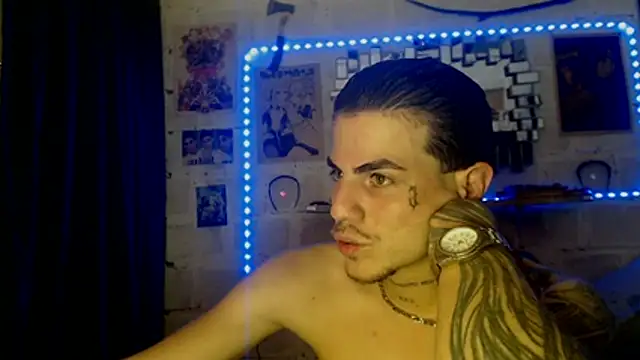 Snapshot of paul-mendezx chatting on 5, 2, 2026 paul-mendezx online show from 5, 2, 2026