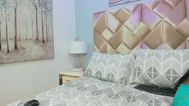 Snapshot of CandyLips_4 chatting on 23, 2, 2026 CandyLips 4 online show from 23, 2, 2026