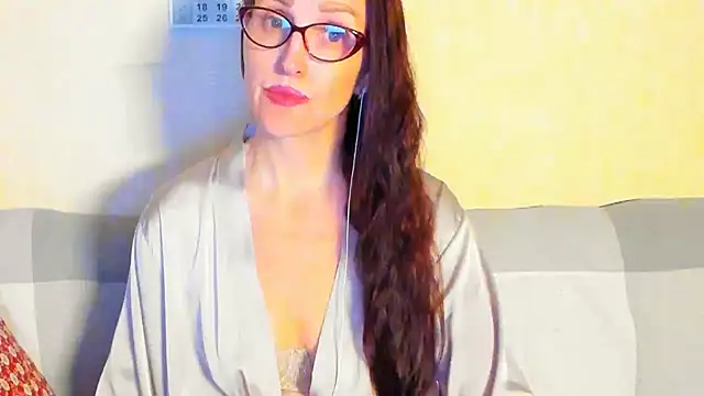 beddable woman online show from 12, 4, 2026