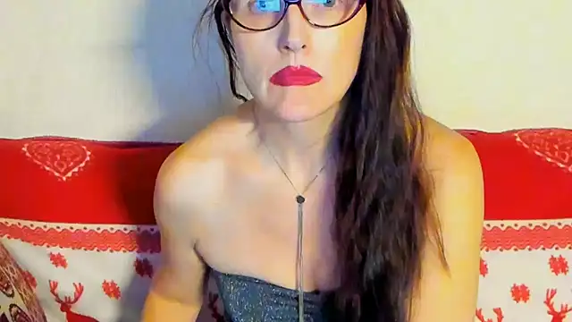 beddable woman online show from 24, 2, 2026