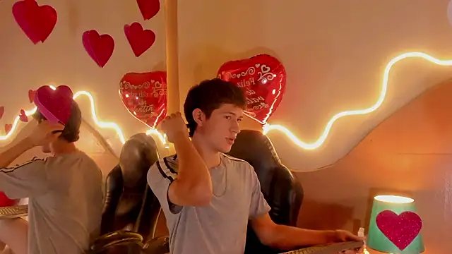 Snapshot of Christian_Foxx chatting on 14, 2, 2026 Christian Foxx online show from 14, 2, 2026