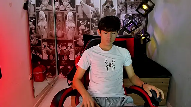 Christian Foxx online show from 30, 4, 2026