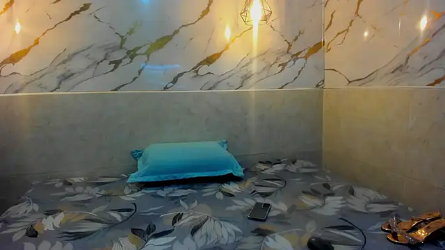  Nadiiaa online show from 5, 2, 2026