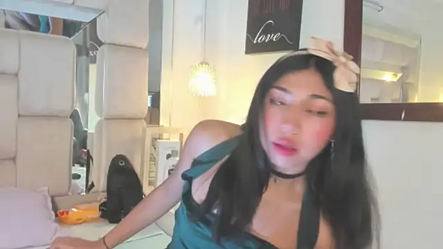 Eva cute7 online show from 9, 4, 2026