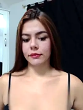 Snapshot of EmiNavarro chatting on 1, 7, 2026 EmiNavarro online show from 1, 7, 2026