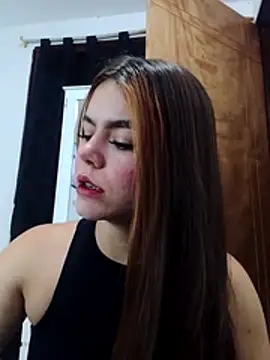 Snapshot of EmiNavarro chatting on 2, 8, 2026 EmiNavarro online show from 2, 8, 2026