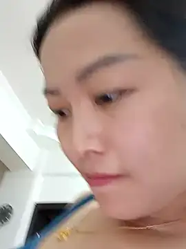 Jennie dogy online show from 10, 4, 2026