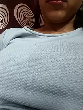 Snapshot of komalsharma99 chatting on 8, 5, 2026 komalsharma99 online show from 8, 5, 2026