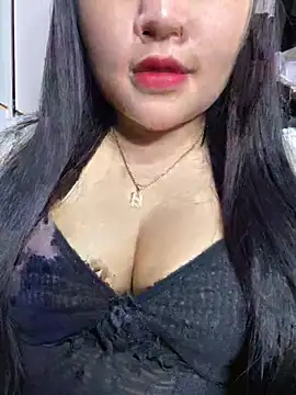 Violet pusy online show from 15, 3, 2026