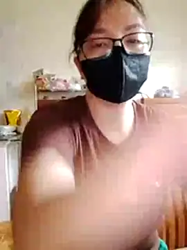 LiilyZi online show from 7, 4, 2026