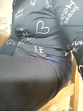 Snapshot of LiilyZi chatting on 25, 2, 2026 LiilyZi online show from 25, 2, 2026