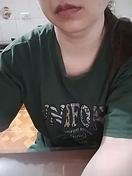 LiilyZi online show from 27, 5, 2026