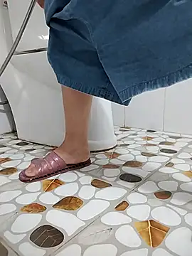 LiilyZi online show from 28, 3, 2026